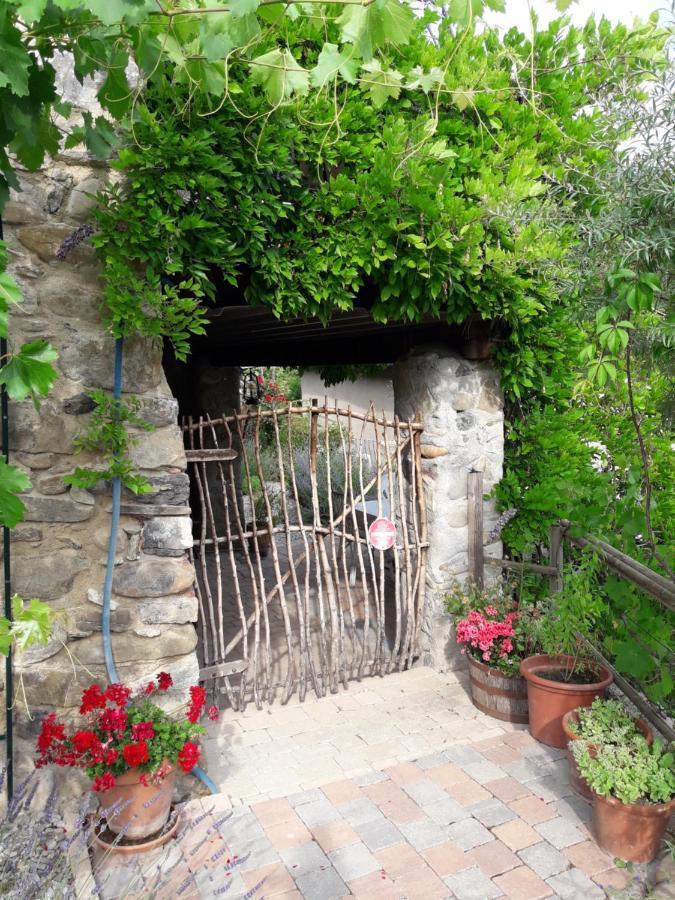 Maison Aux Lavandes The Studio Vaumeilh Exterior photo